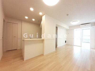 【居間・リビング】 | シエロガーデンかつらぎB