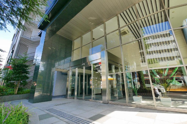 レクセル高田馬場のエントランス