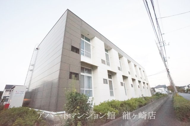 レオパレスビクトリーIの外観|画像1