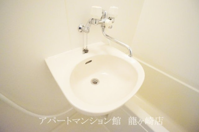 【洗面所】 | レオパレスビクトリーⅡ | 画像8