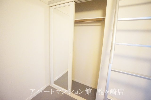 レオパレスビクトリーⅡの収納
