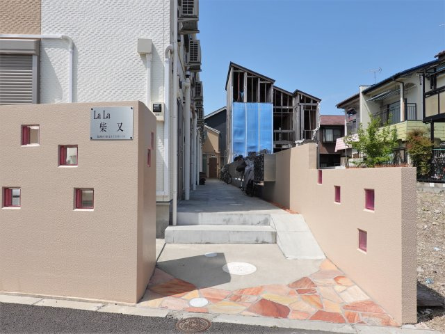 LaLa柴又のエントランス