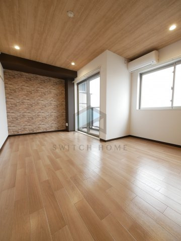 【洋室】 | ラウレア上小阪 | 明るい洋室です