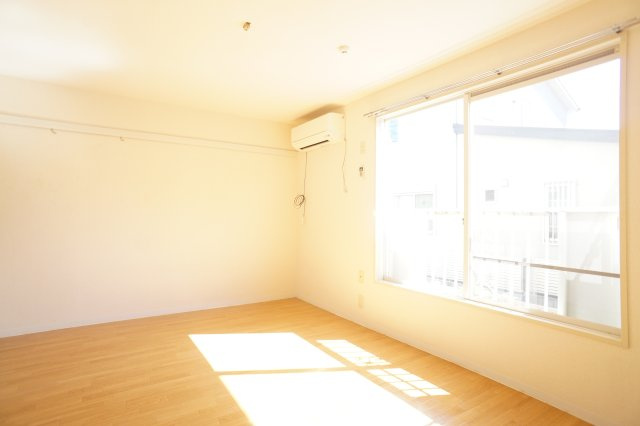 スプリングハイツの洋室