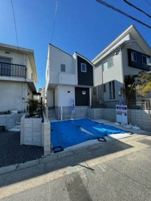 【外観】 | 天白区島田黒石第3期 全1棟 1号棟＜仲介手数料無料＞高坂小・久方中　新築一戸建て | 撮影
社長の村田です！
自らプレイヤーとして営業しています
長年の経験と実績から皆様により良いマイホーム購入のご提案をいたします。
住宅ローンの不安や購入後の不安等何でもご相談ください。