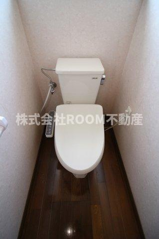 渡瀬住宅のトイレ|清潔感のあるトイレです