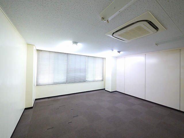 カイモト第三ビルの内装