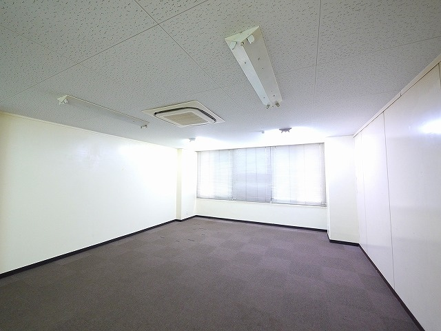 カイモト第三ビルの内装