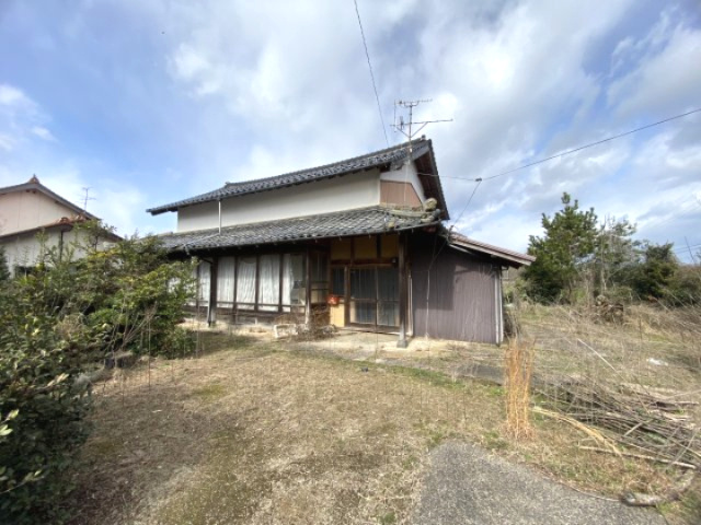 斐川町坂田　売土地の外観|売主負担にて解体後に更地にて引き渡します。