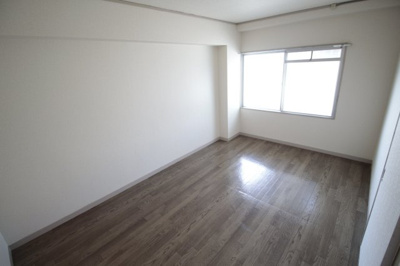 【洋室】 | LaLa Kasuga