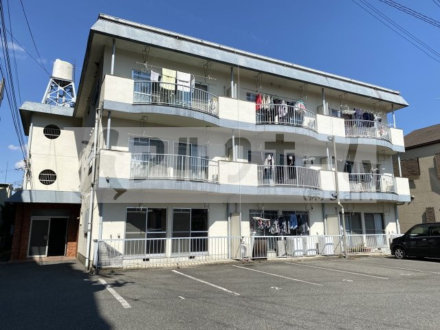 センチュリーハイツの外観