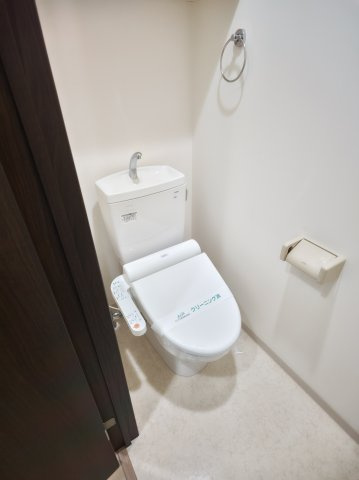 【トイレ】 | グランツ寝屋川 | 清潔感のあるトイレです