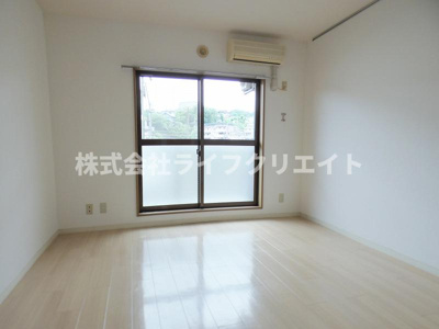 【居間・リビング】 | ホワイトレジデンス