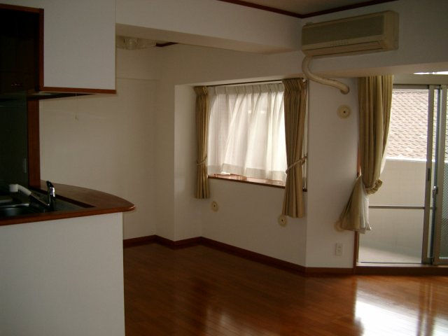 ライオンズシティ大府駅前　　刈谷市近郊の賃貸ならクラスホーム刈谷店の居間・リビング