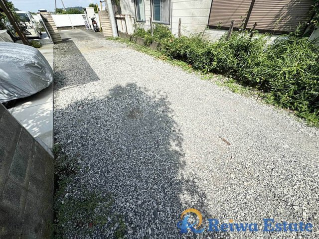売地　高座郡寒川町中瀬の前面道路含む現地写真