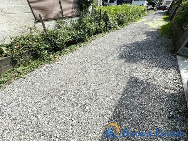 売地　高座郡寒川町中瀬の前面道路含む現地写真