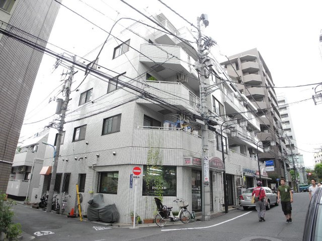 朝日プラザ北新宿の外観