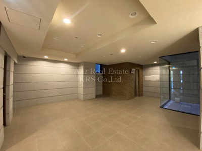 【ロビー】 | レジュールアッシュ心斎橋VITA | 落ち着いた空間の広がるロビー♪