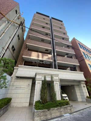 【外観】 | レジュールアッシュ心斎橋VITA | クラシックな外観のマンションです♪