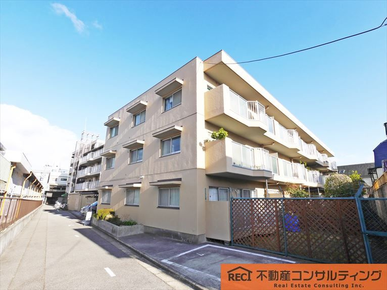 芦屋打出ビューハイツのエントランス