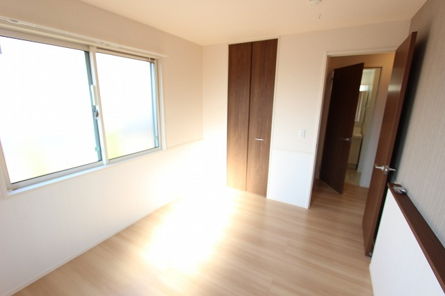 リヴィエール湘南Aの洋室