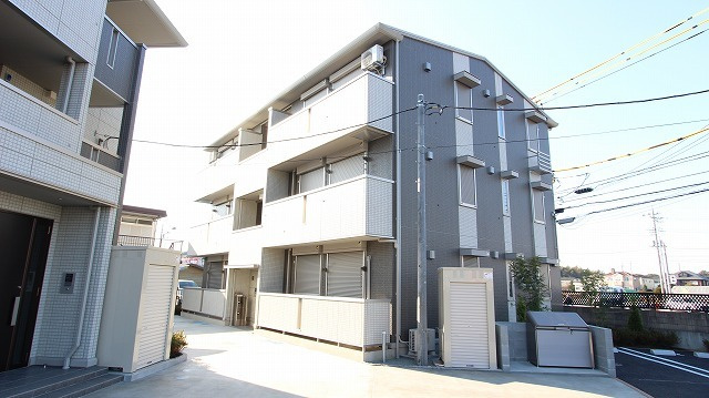 リヴィエール湘南A