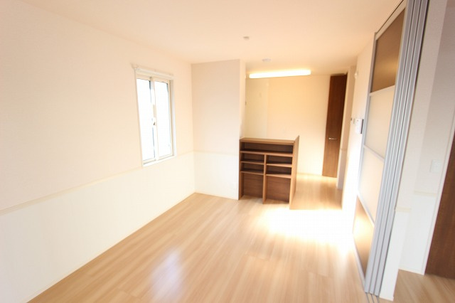 リヴィエール湘南Aの居間・リビング