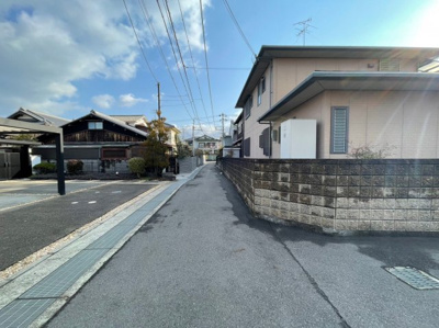 【前面道路含む現地写真】 | 山直北小・パナホーム施工・平成13年建築・土地53坪・岸和田市三田町 | 前面道路含む現地写真です
