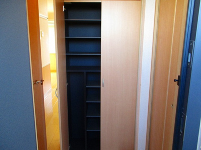 【玄関】 | ガーデンヒルズA