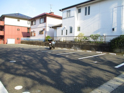【駐車場】 | ガーデンヒルズA