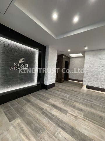 アドバンス西梅田ビオスのロビー|落ち着いたロビーです