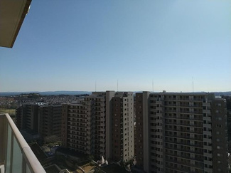 【展望】 | 街並みを見下ろす開放感のある眺望は海や花火大会を望めます♪