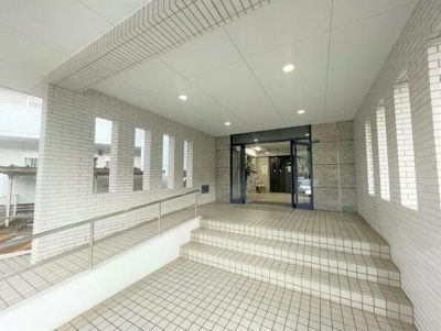 【エントランス】 | アーネスト針木