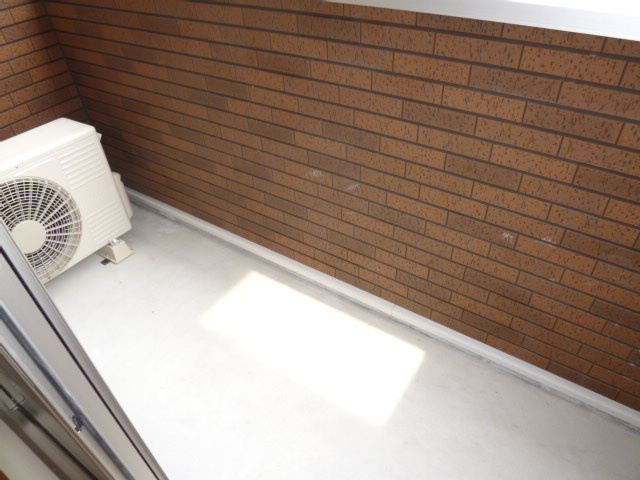 パーク・ヴィラＫ　Ａのバルコニー