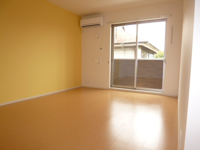 パーク・ヴィラＫ　Ａの居間・リビング|リビング