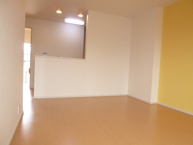 パーク・ヴィラＫ　Ａの居間・リビング|ダイニング