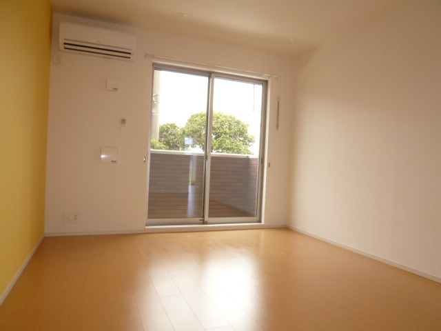 パーク・ヴィラＫ　Ａの居間・リビング|リビング