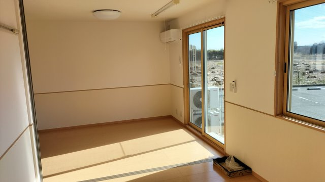 【居間・リビング】 | アーバンスイートA棟（家賃半額補助対象）ペット可物件 | 使いやすい居間です