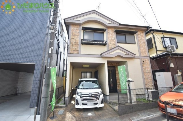 西区指扇　中古一戸建ての外観