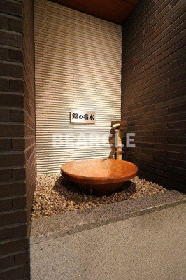 【ロビー】 | 京まちなか湖月 | 建物の内部です