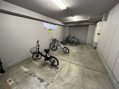 【駐車場】 | シャンテドミールＡＷＡＪＩ | 駐輪スペースも確保されています