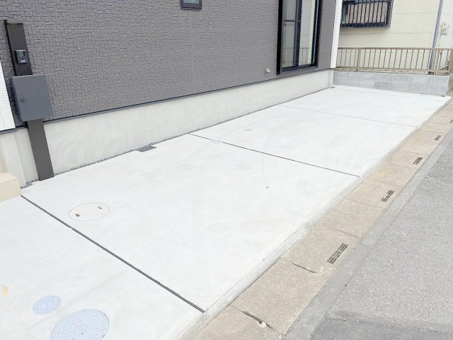 北葛飾郡松伏町大字松伏　新築戸建　全1棟の駐車場|カースペースは2台駐車可能です！（但し車種による）