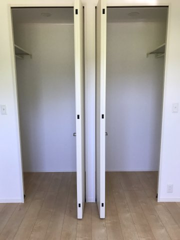 サンハピネス築地の玄関|明るい玄関です