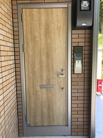 サンハピネス築地のエントランス|外観は落ち着いています