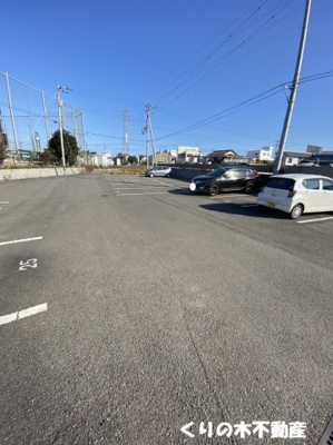 【駐車場】 | フォレストA棟 | 駐車スペースもあります