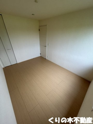 【洋室】 | フォレストA棟 | コンパクトで使いやすい洋室です