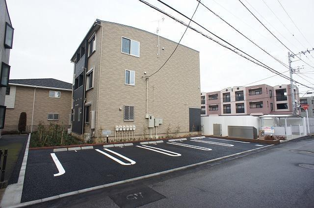 ソフィアの駐車場