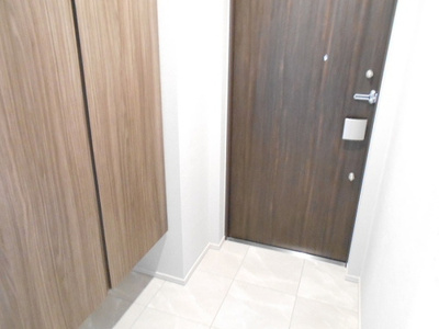 【玄関】 | ライオンズタワー岡山千日前 | 玄関