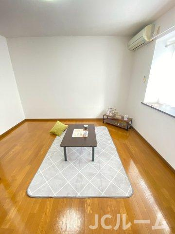 フローラハイツの居間・リビング