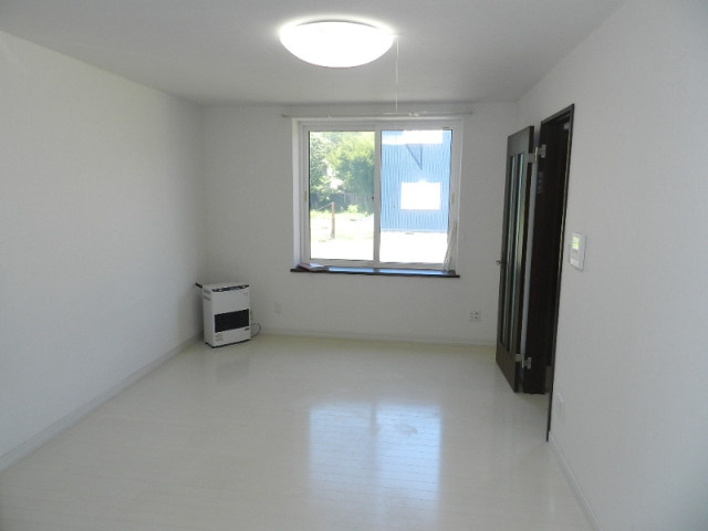 parco presso宮の森の居間・リビング